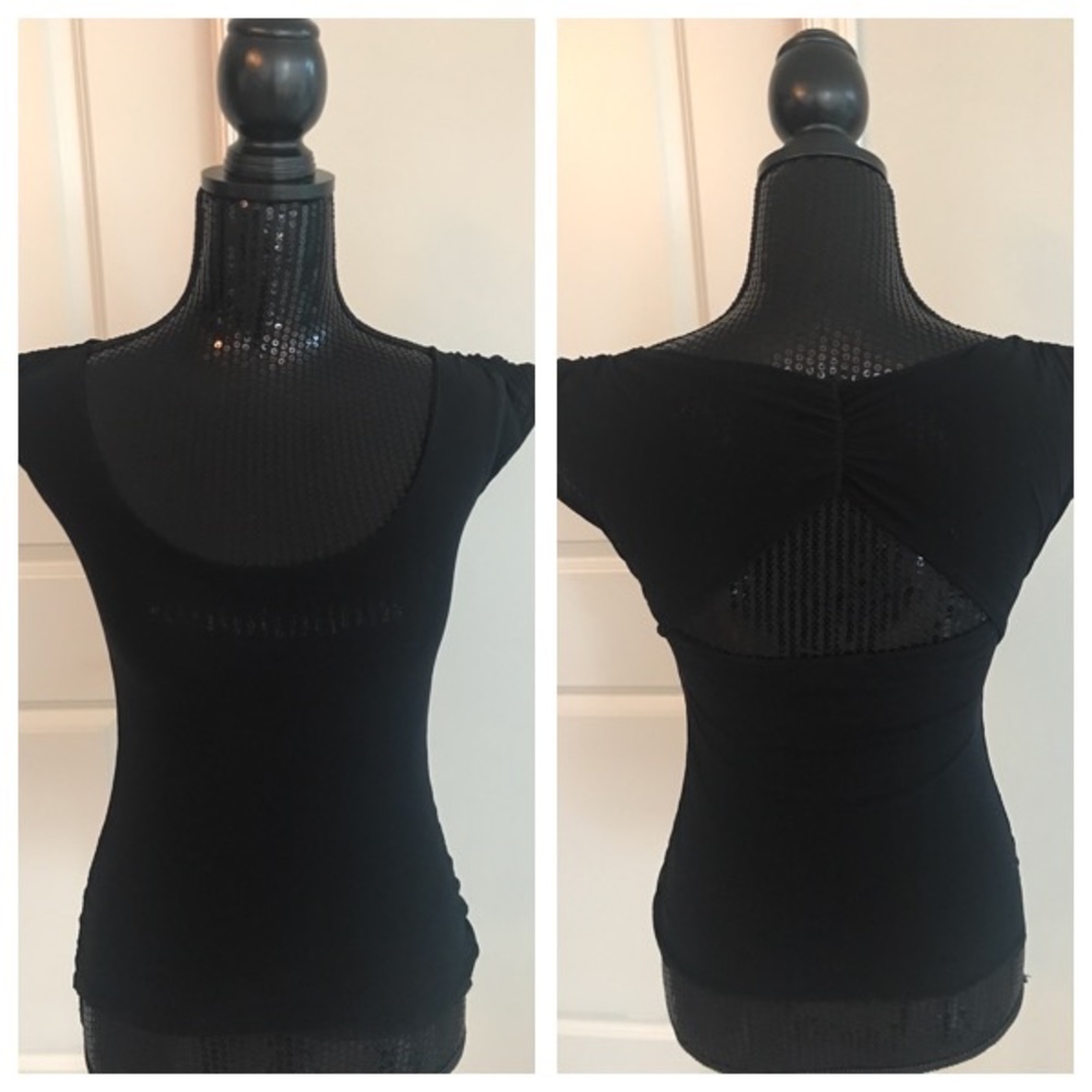White House Black Market half open back top